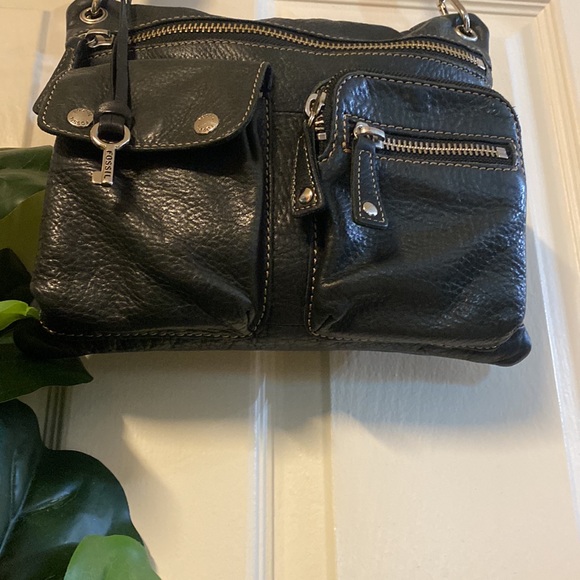 Fossil Crossbody - Picture 2 of 14
